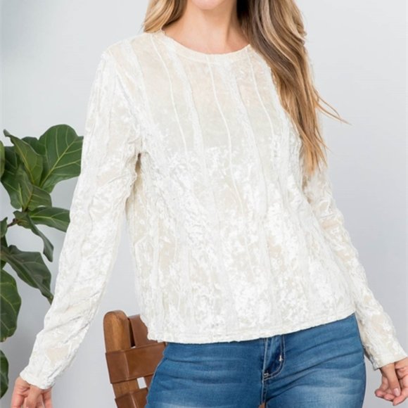 Velvet blouse with lace details - Picture 9 of 9